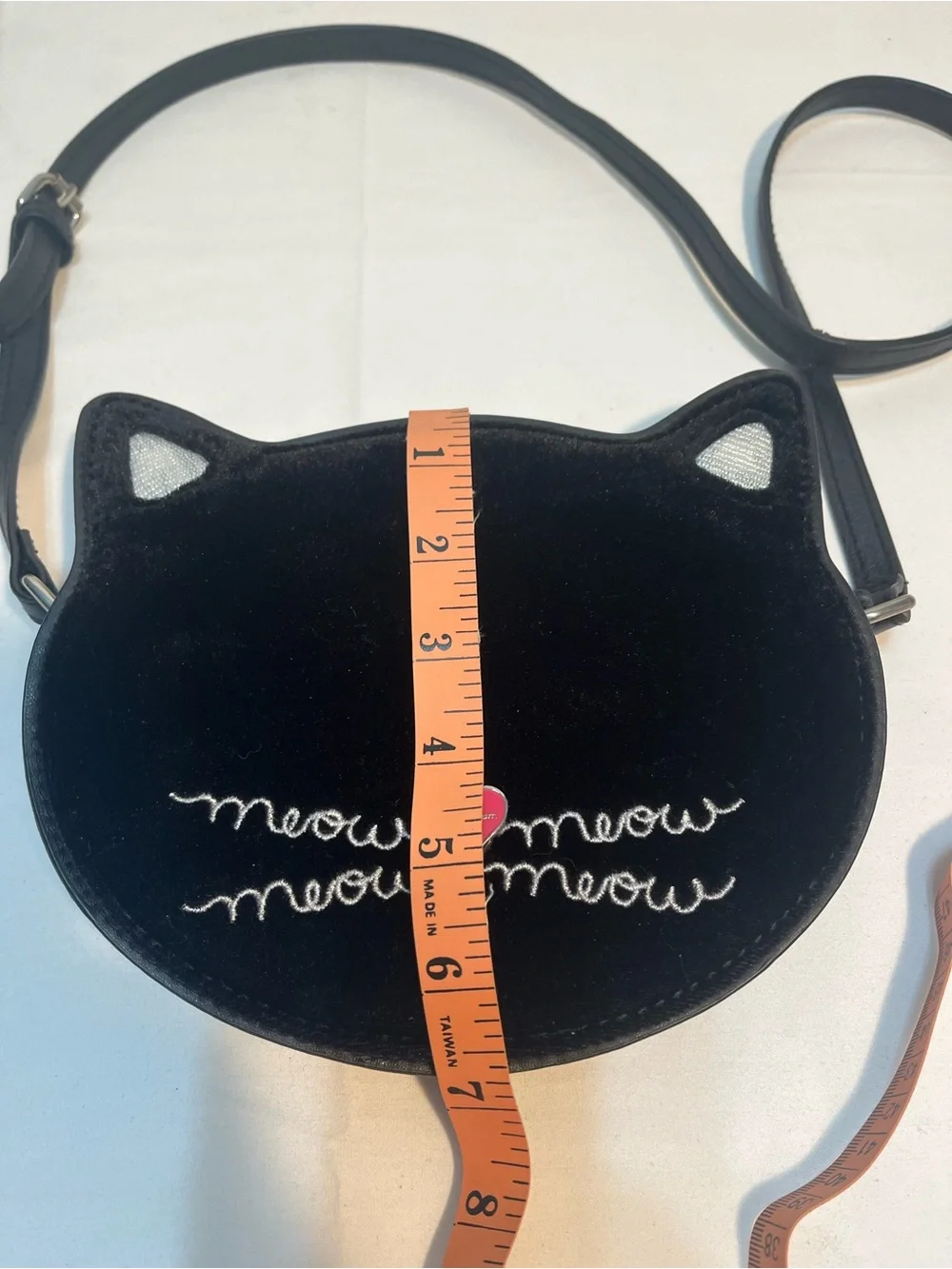 Lily Bloom Black Cat Face Crossbody Bag with Pink Heart Accent